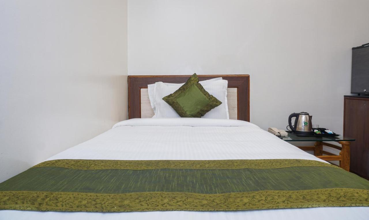 Treebo Jayratna 3* Pune