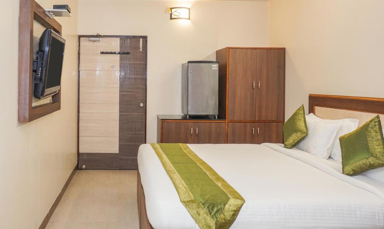 Treebo Jayratna 3* Pune