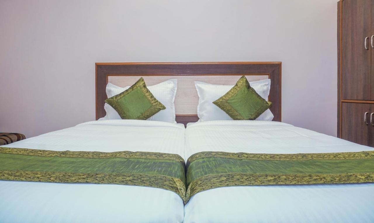 Treebo Jayratna Hotel Pune
