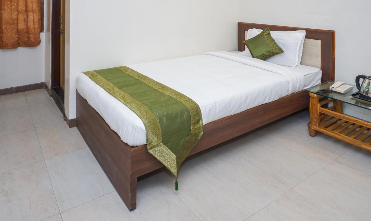 Treebo Jayratna Pune