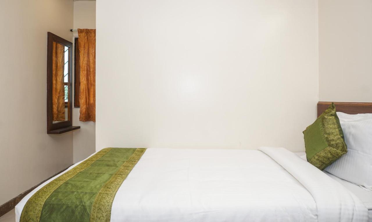 Hotel Treebo Jayratna Pune